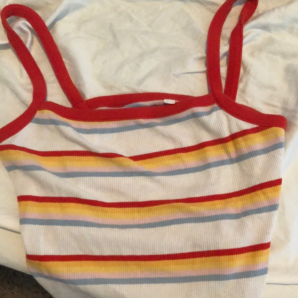 Doesn’t fit right. (Never worn)